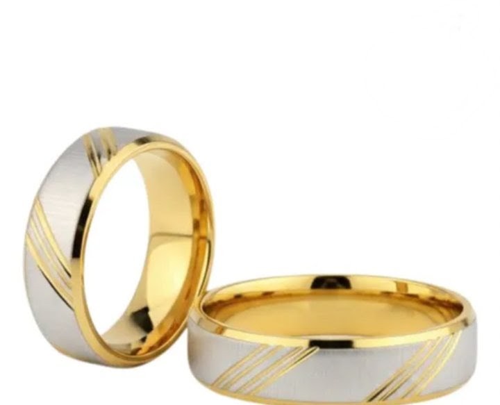 Aliança Banhada a Ouro 18k com Prata 925 Diamantada